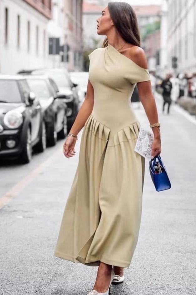 Brit & Boho™️ Ella | Elegant Pleated Long Dress Brit & Boho | Fashion & Boutique