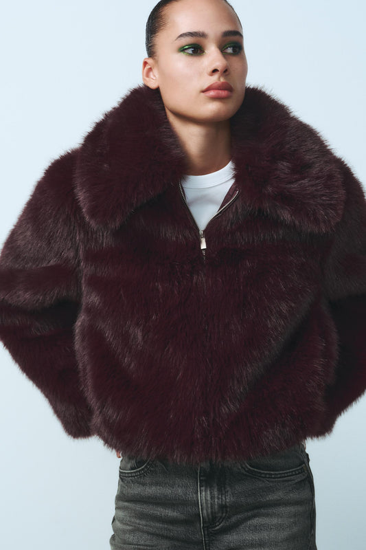 Brit & Boho™ I Lindsay Short Faux Fur Coat