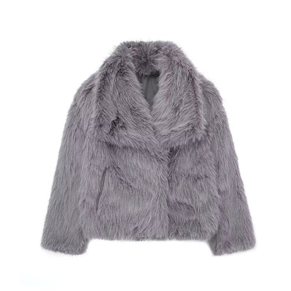 Brit & Boho™ I Lindsay Short Faux Fur Coat